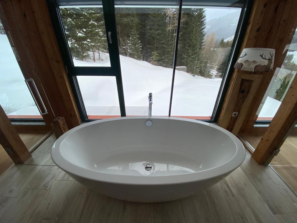 Chalet Sodamin Alpin Mit Wellness Hohentauern Exteriör bild